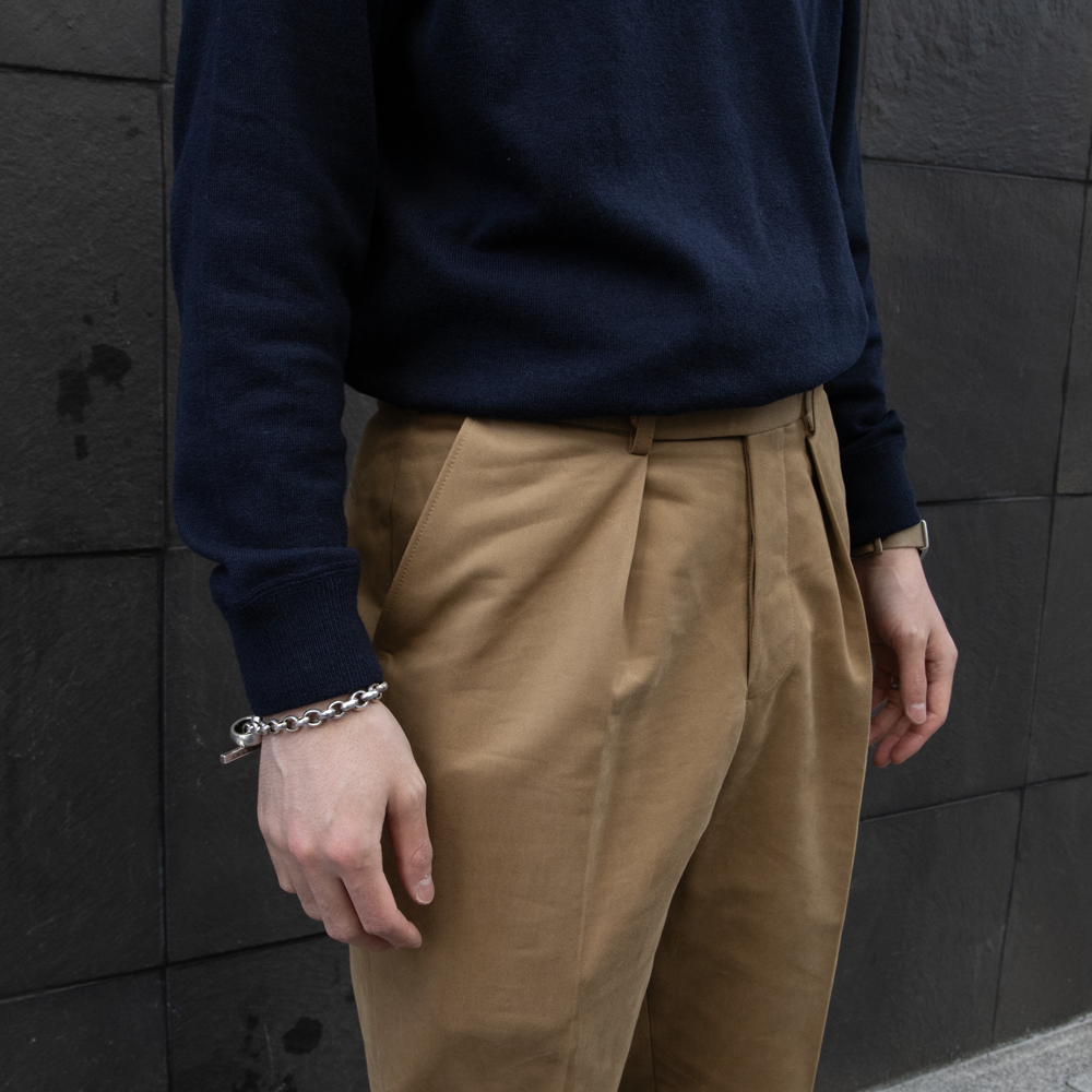 チノトラウザーズ